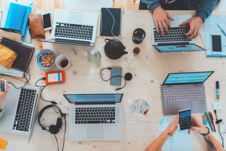 A importância da tecnologia atualizada para empresas